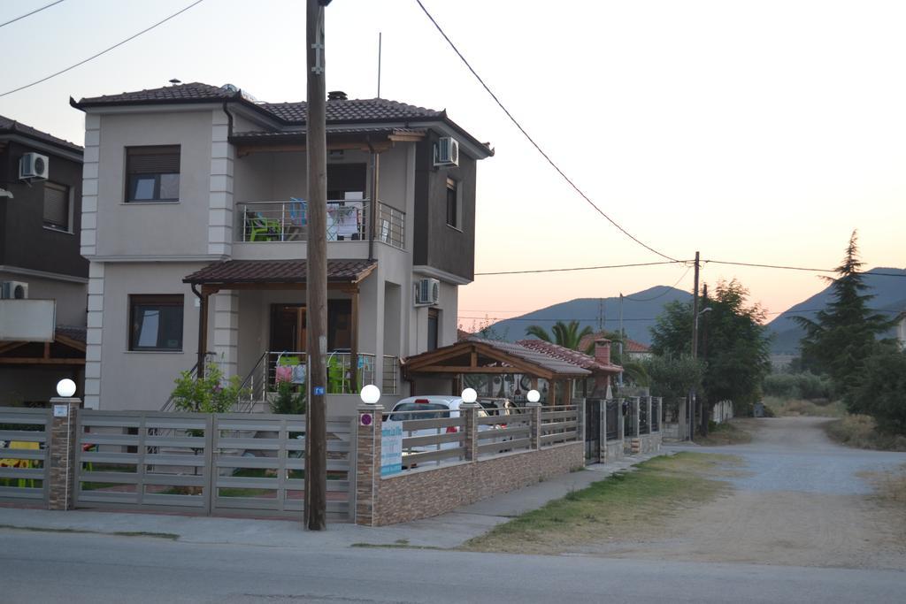 Αmalia Lux Villas Nea Vrasna Exterior photo