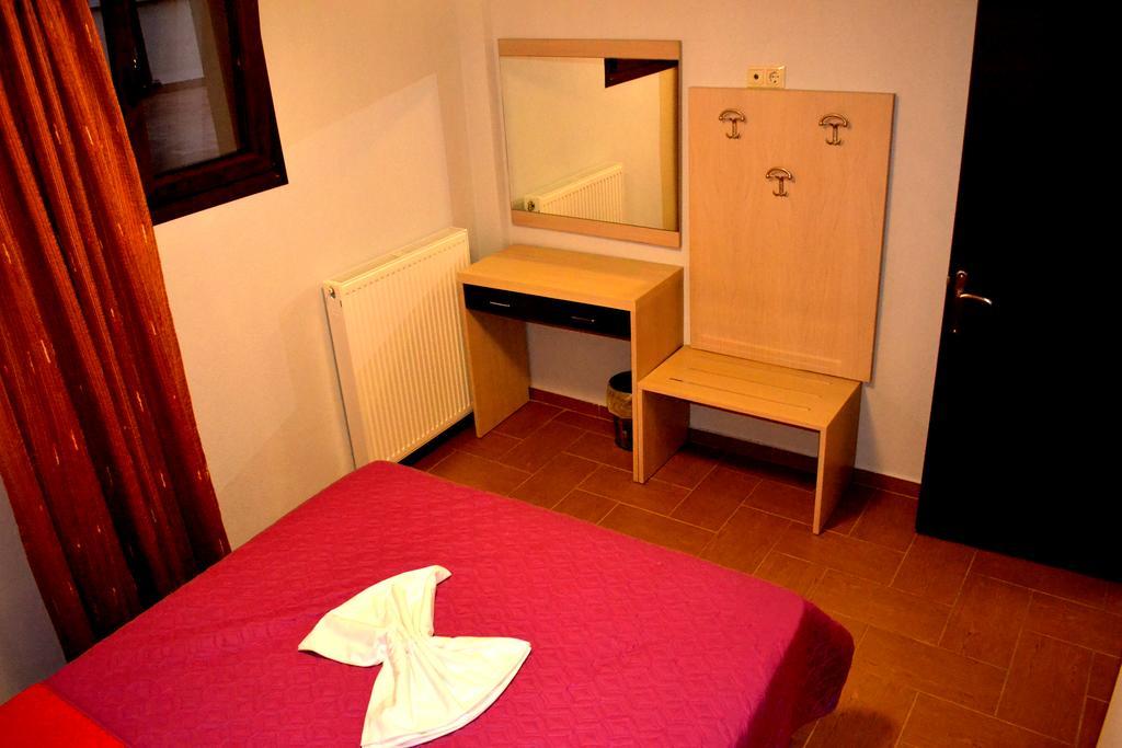 Αmalia Lux Villas Nea Vrasna Room photo